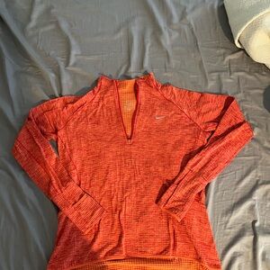 Nike running women’s winterized dri-fit long sleeve top - size L